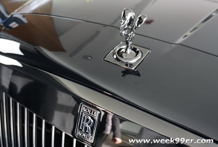 2020 Rolls Royce Cullinan Black Badge Review